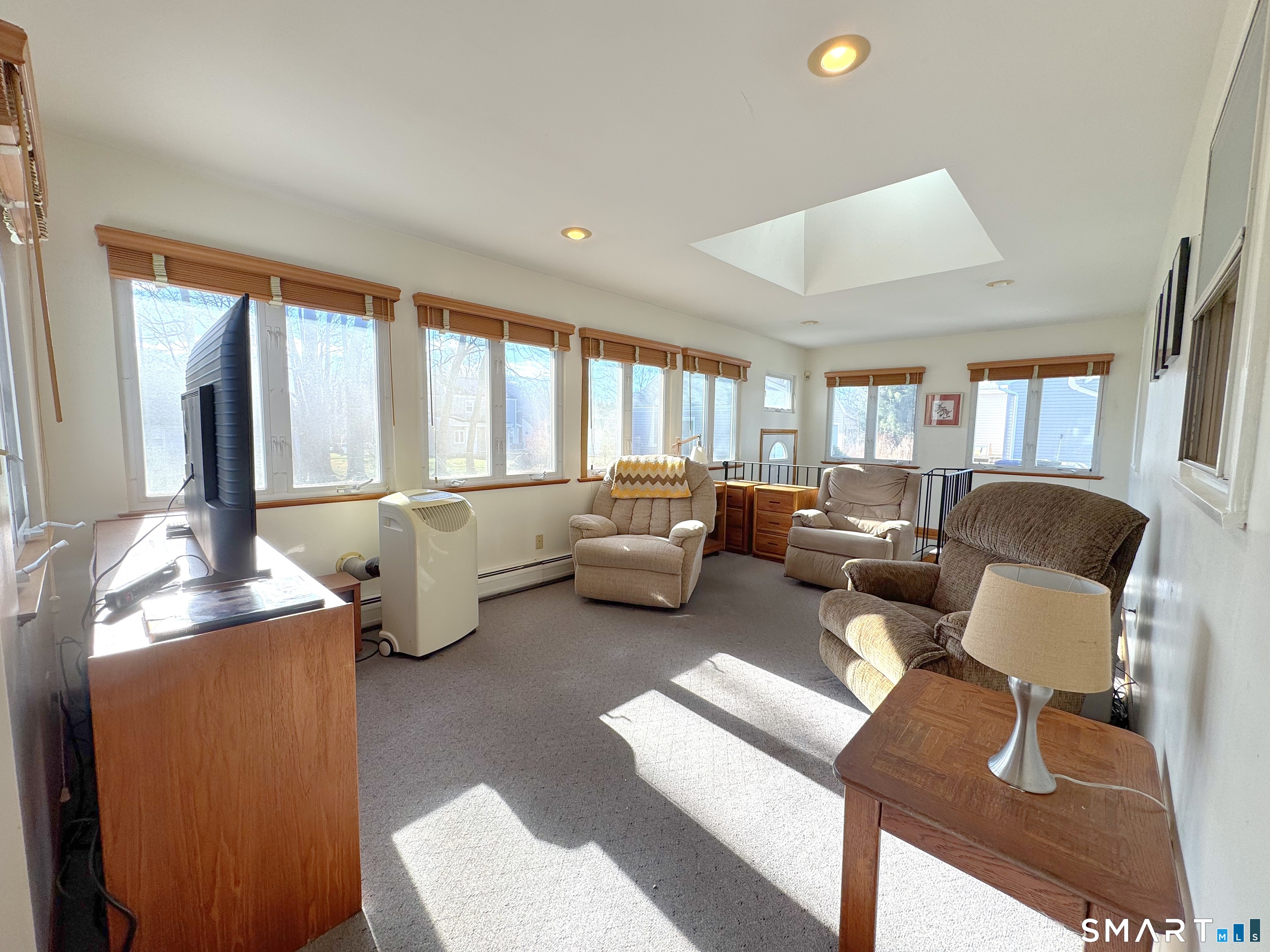 121 Richfield Road Bridgeport, CT 06606 - Photo 13 of 40