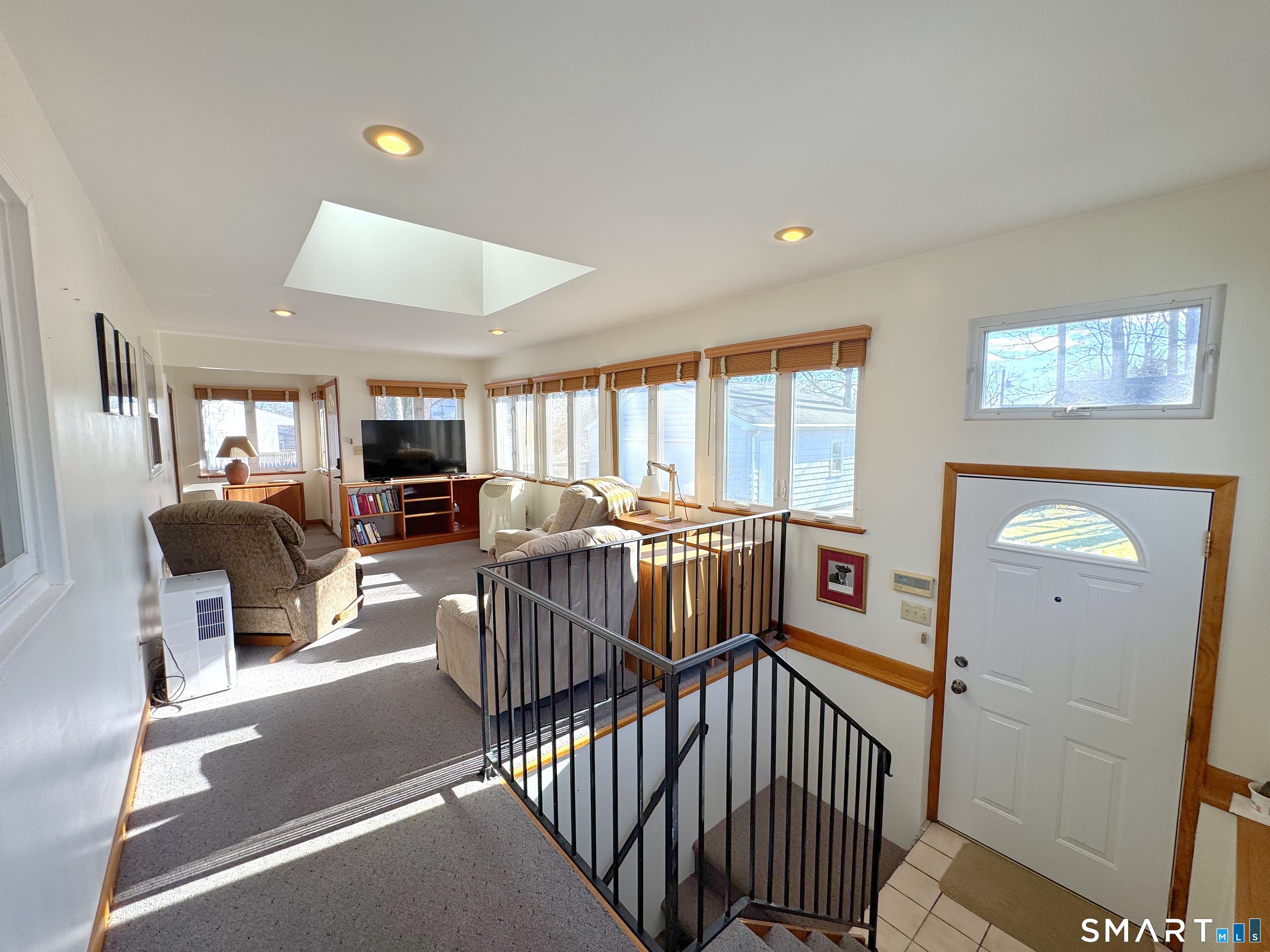 121 Richfield Road Bridgeport, CT 06606 - Photo 15 of 40