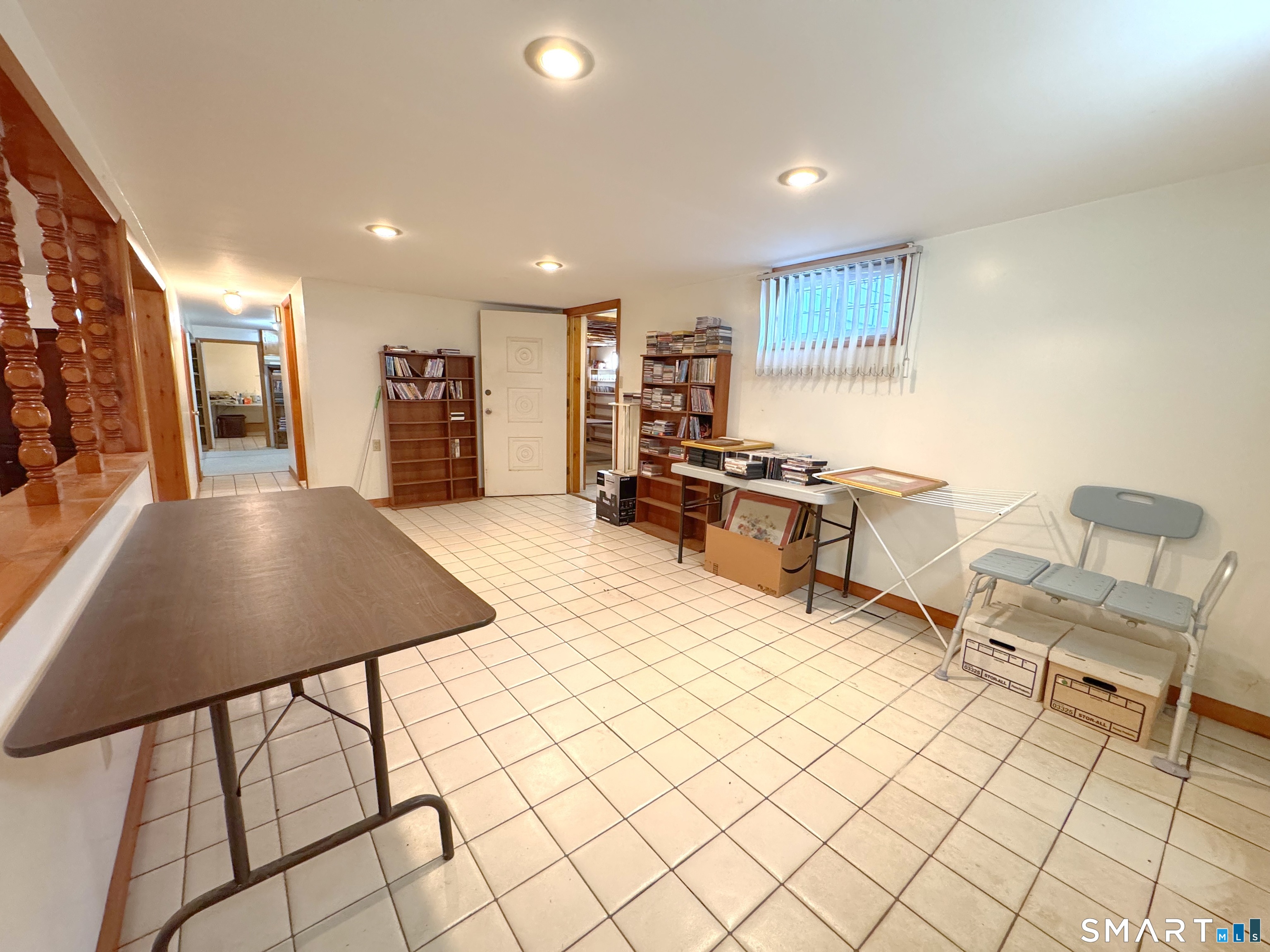 121 Richfield Road Bridgeport, CT 06606 - Photo 32 of 40