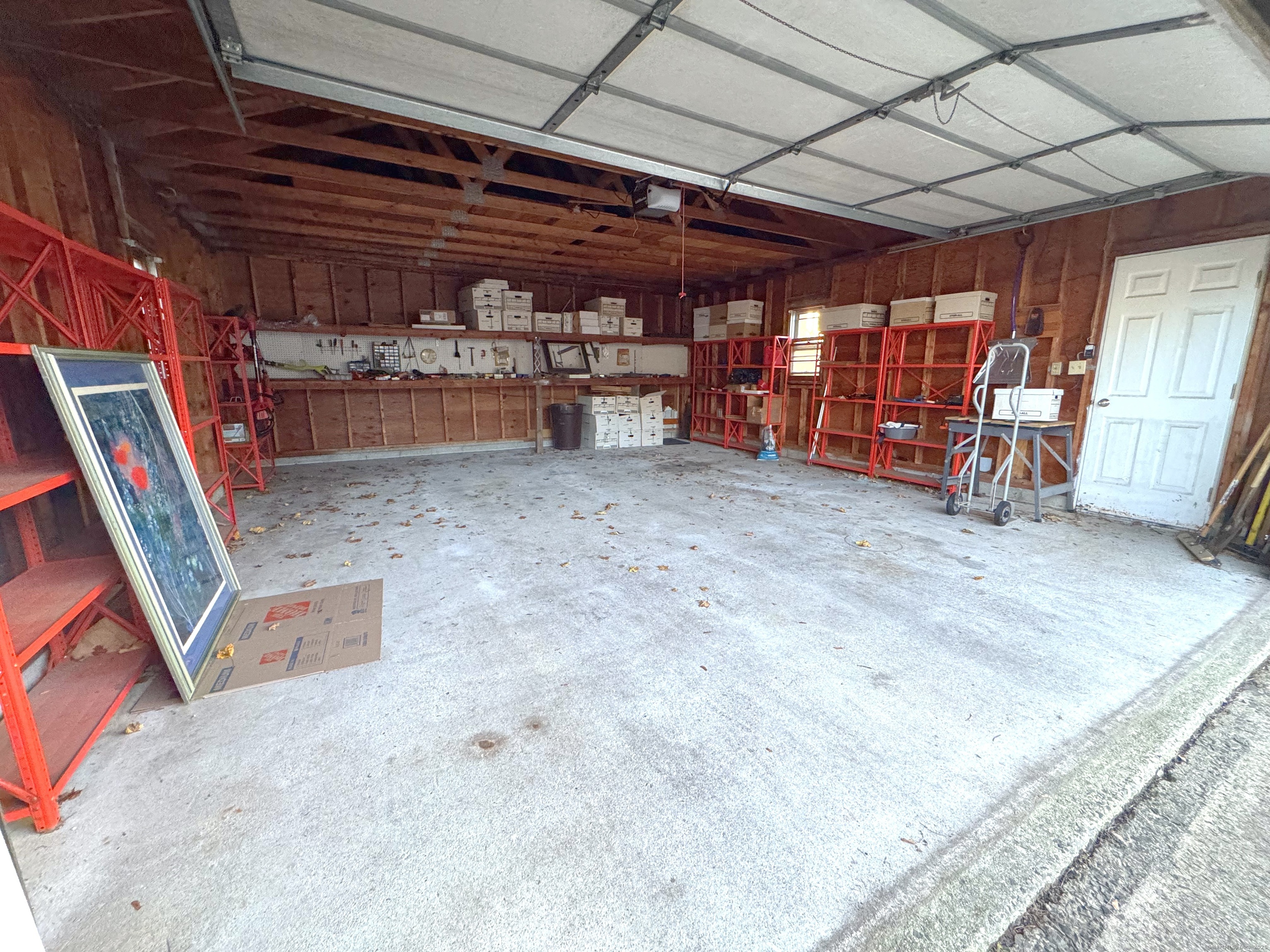 121 Richfield Road Bridgeport, CT 06606 - Photo 10 of 40 2 Car Garage