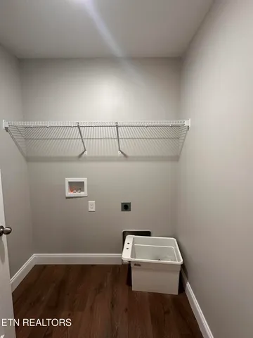 $329,900 | 560 St Anthony Drive, Jamestown, TN 38556