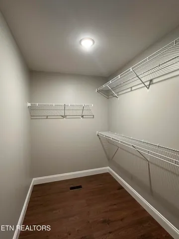 $329,900 | 560 St Anthony Drive, Jamestown, TN 38556