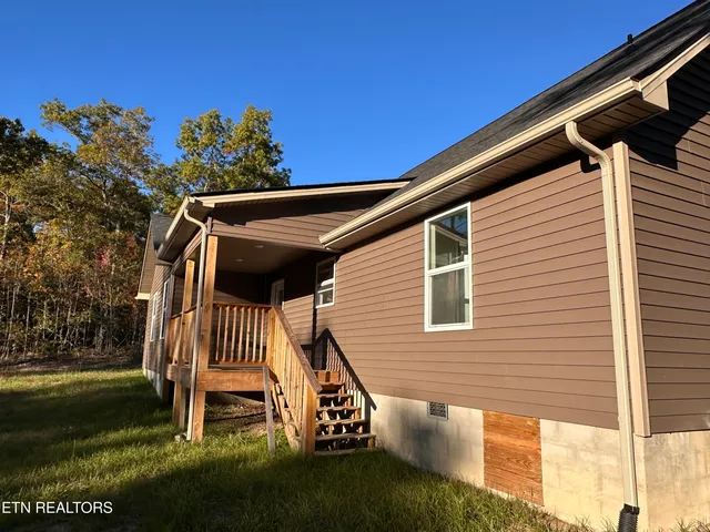 $329,900 | 560 St Anthony Drive, Jamestown, TN 38556