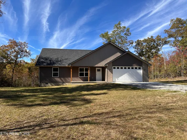 $329,900 | 560 St Anthony Drive, Jamestown, TN 38556