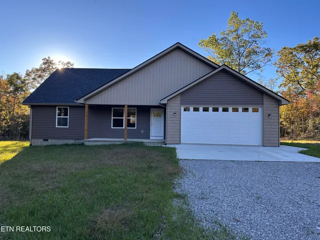 $329,900 | 560 St Anthony Drive, Jamestown, TN 38556