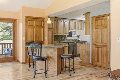 $749,000 | 1282 E Road, Tiverton, RI 02878