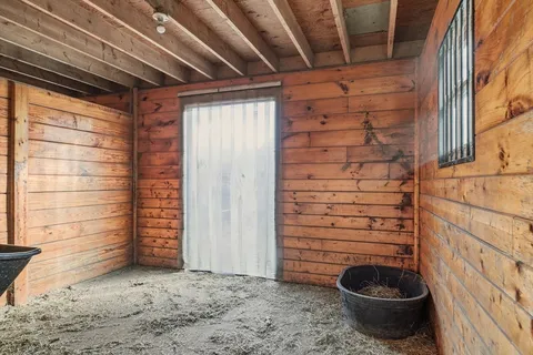 $749,000 | 1282 E Road, Tiverton, RI 02878