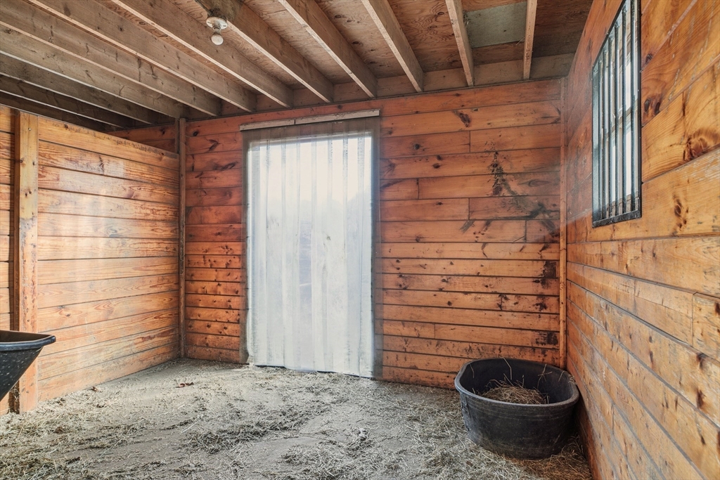 1282 E Road Tiverton, RI 02878 - Photo 5 of 42