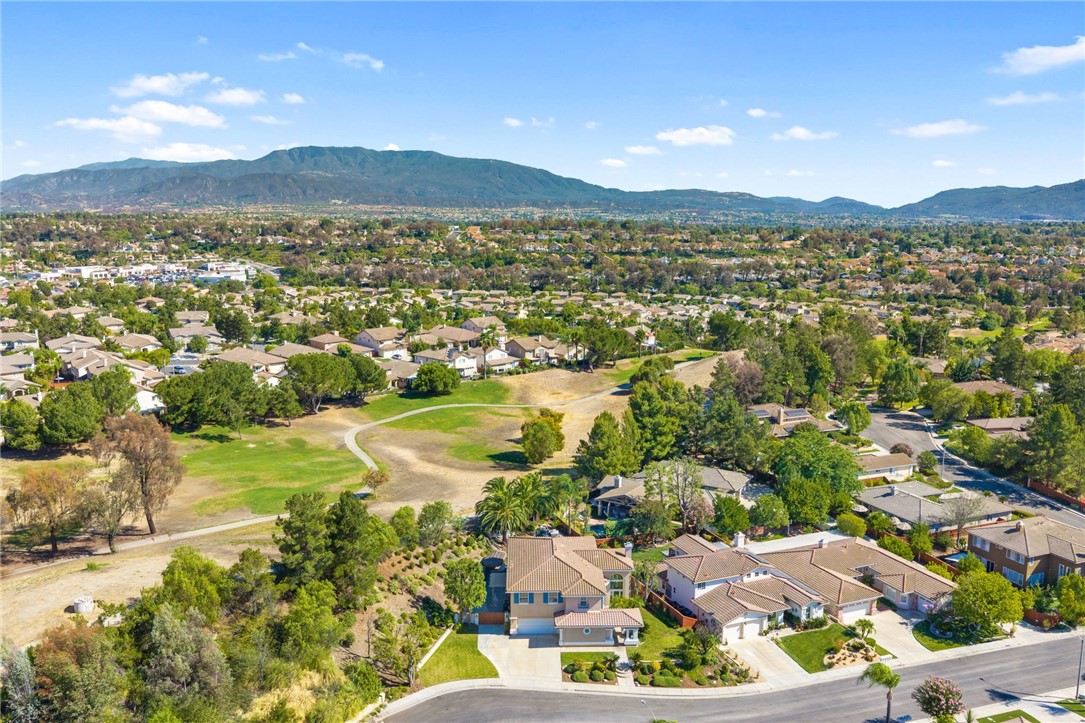 31465 Inverness Court Temecula, CA 92591 - Photo 73 of 75 Gallery Image 73