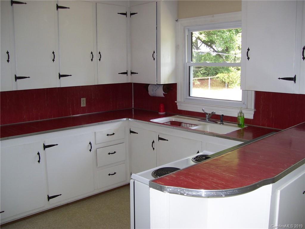 1405 Brantley Road Kannapolis, NC 28083 - Photo 9 of 13 Gallery Image 9