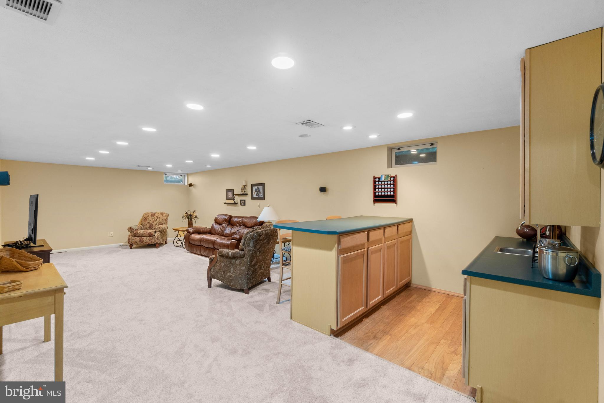 5368 Kerger Road Ellicott City, MD 21043 - Photo 33 of 50 Wet Bar