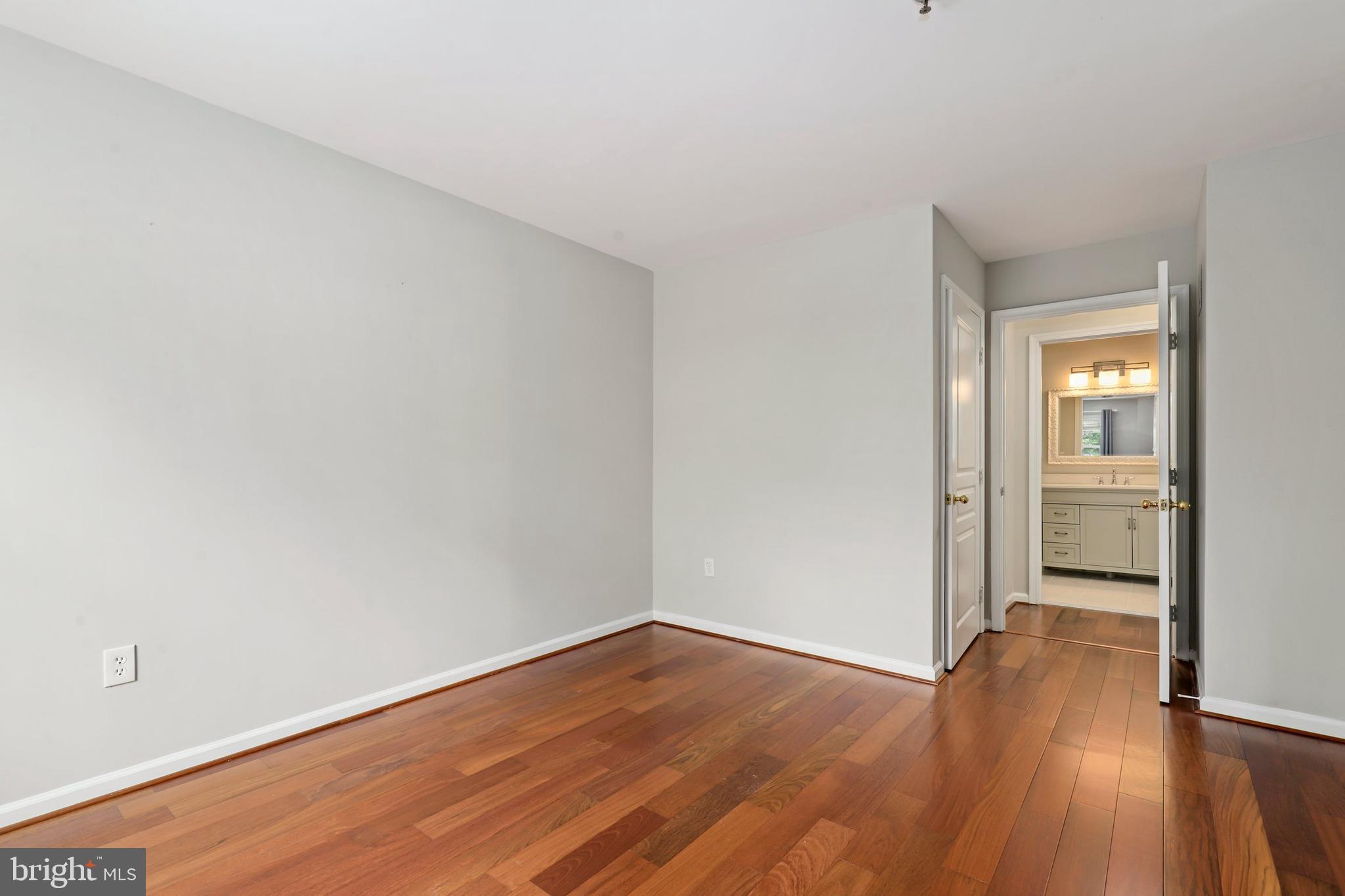 5565 Seminary Road, Unit 216 Falls Church, VA 22041 - Photo 21 of 39