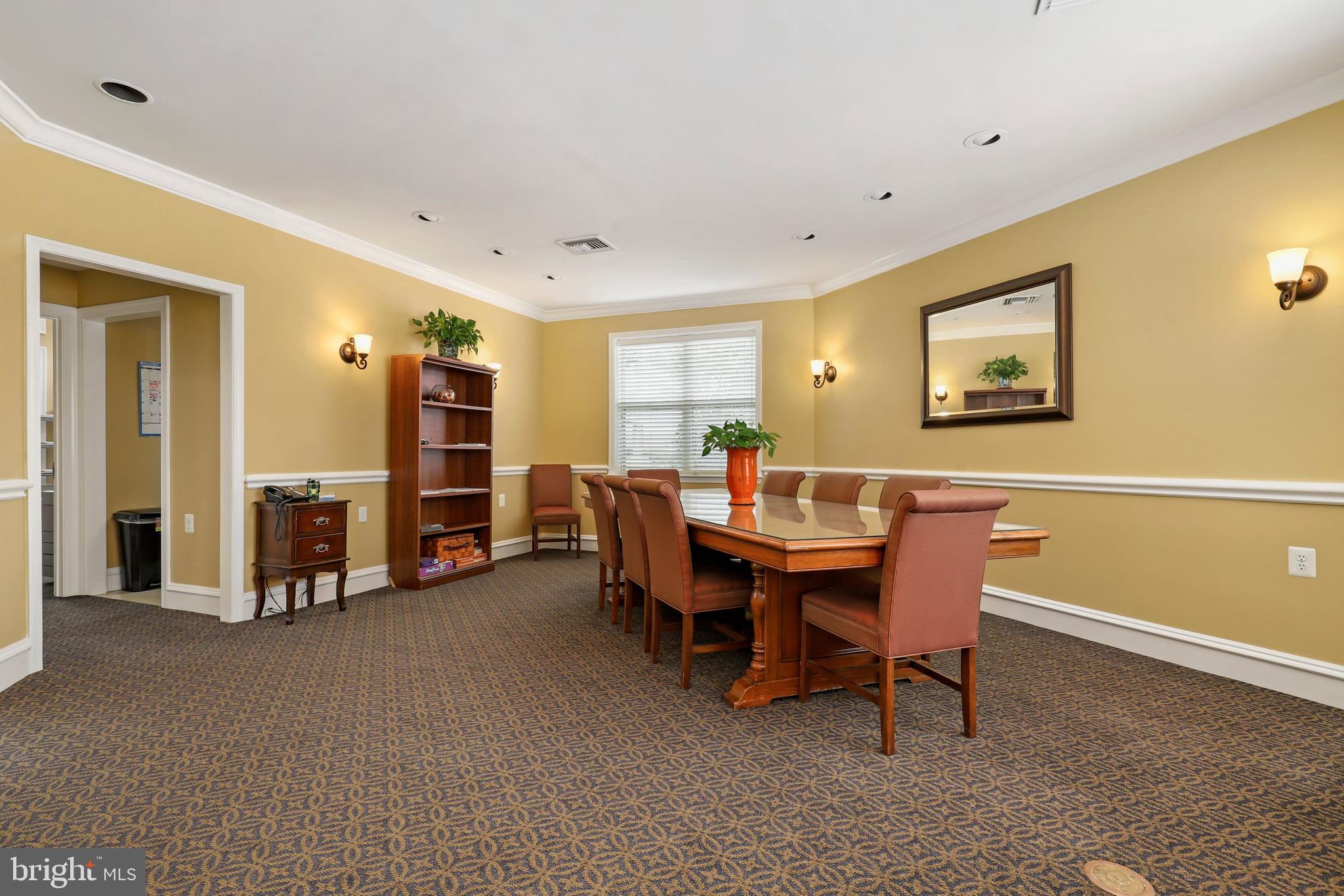 5565 Seminary Road, Unit 216 Falls Church, VA 22041 - Photo 6 of 39