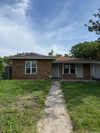 $1,250 | 462 Trudell Drive, Unit A, San Antonio, TX 78213