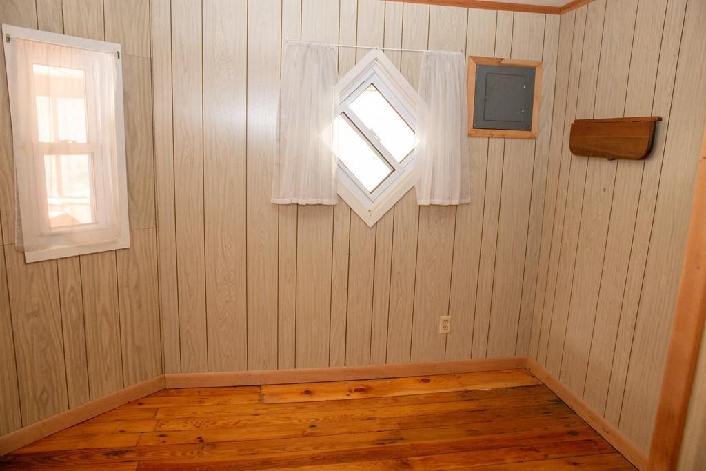 4 Cliff Road Northfield, MA 01360 - Photo 10 of 27 Gallery Image 10