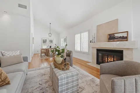 $1,995,000 | 4016 Caminito Cassis, San Diego, CA 92122