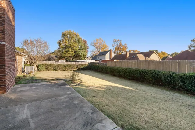 a view of outdoor space yard and mountain