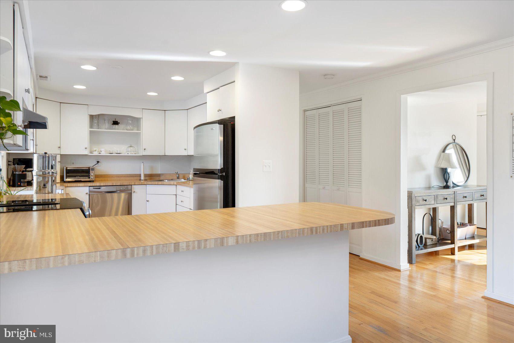 1322 Ava Road Severn, MD 21144 - Photo 18 of 44 Kitchen