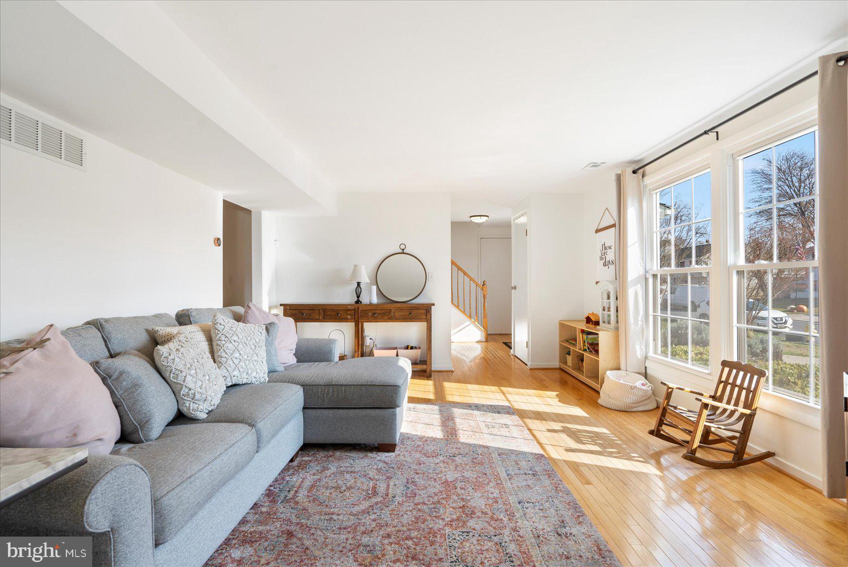 1322 Ava Road Severn, MD 21144 - Photo 6 of 44 Living Room