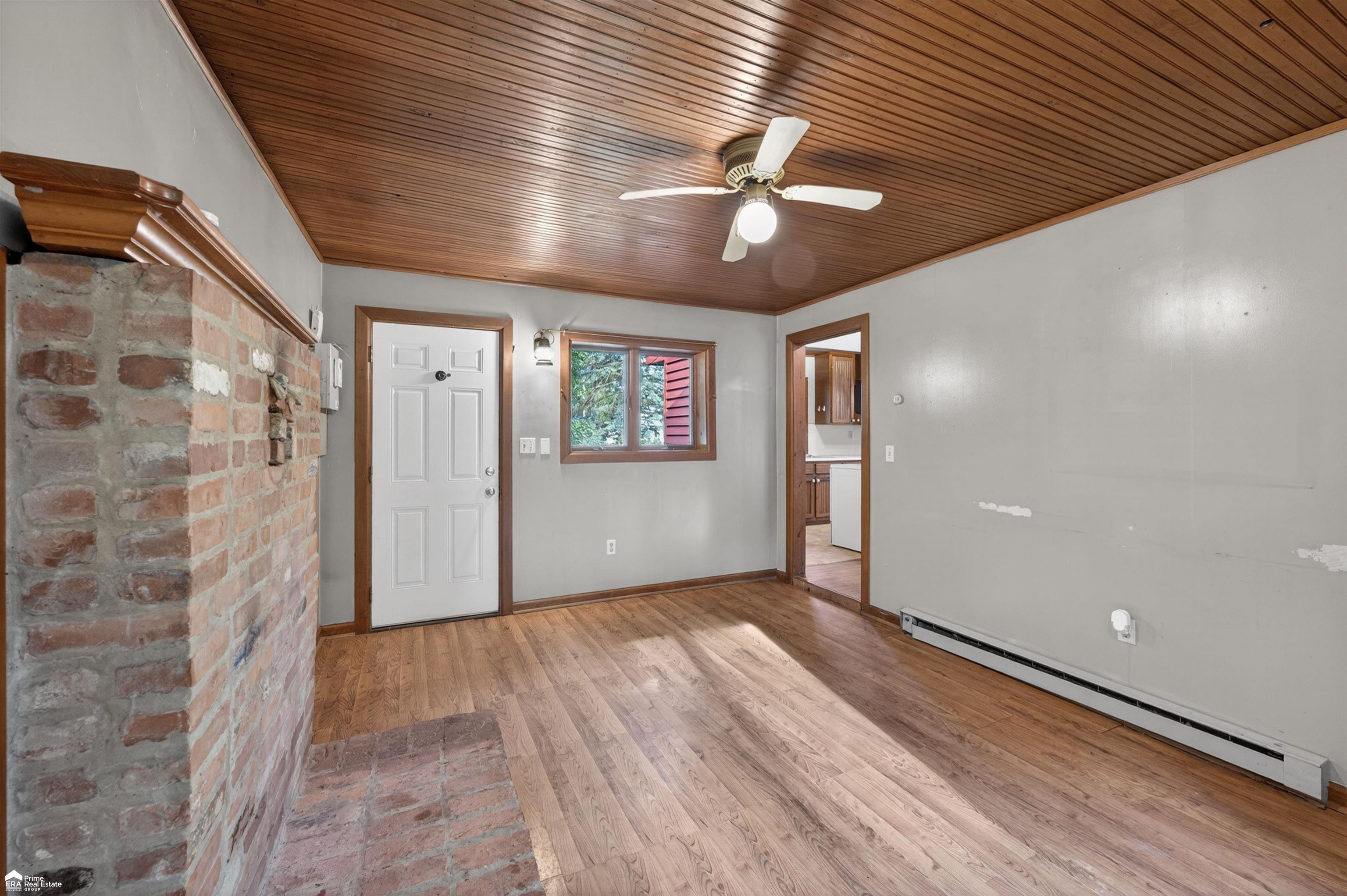 1444 South Genesee Road Burton, MI 48509 - Photo 7 of 64