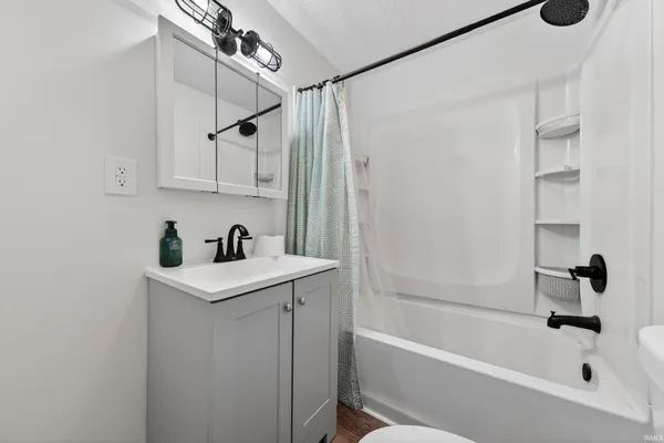 $145,000 | 824 West Street, Logansport, IN 46947