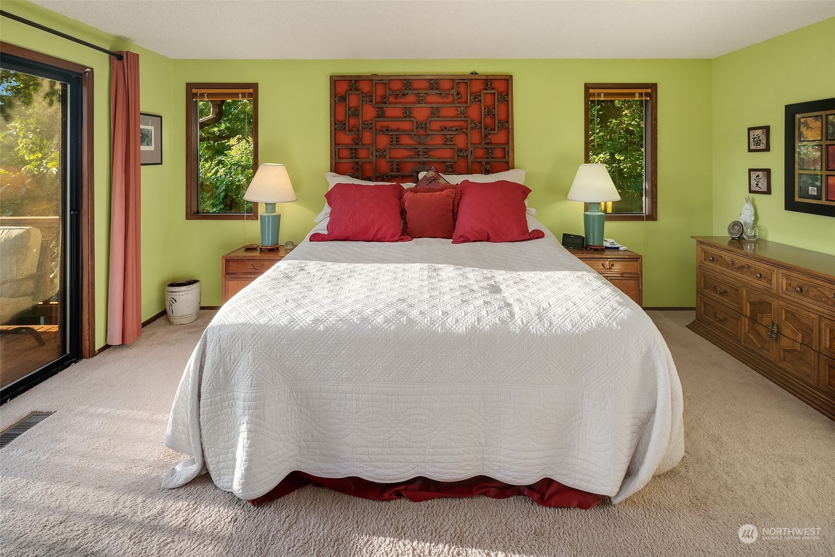 5415 Johnson Point Road Northeast Olympia, WA 98516 - Photo 12 of 34