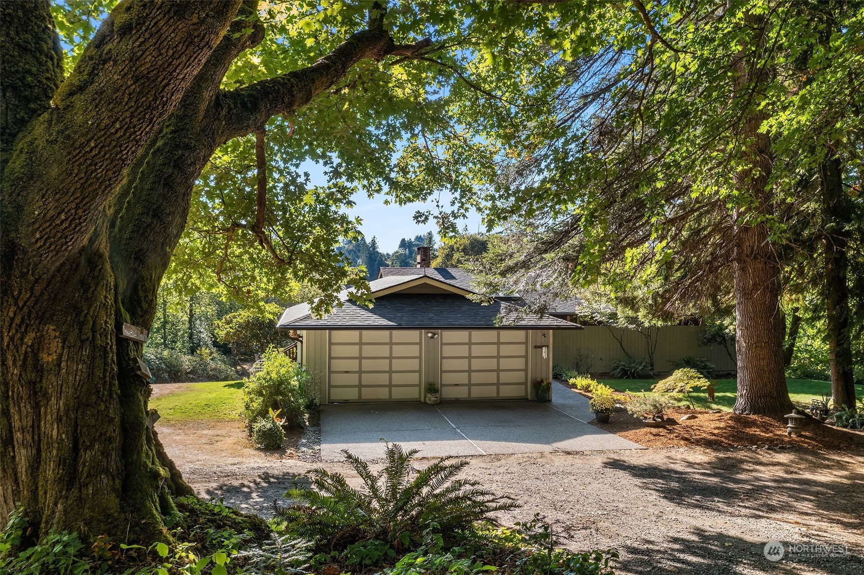 5415 Johnson Point Road Northeast Olympia, WA 98516 - Photo 2 of 34