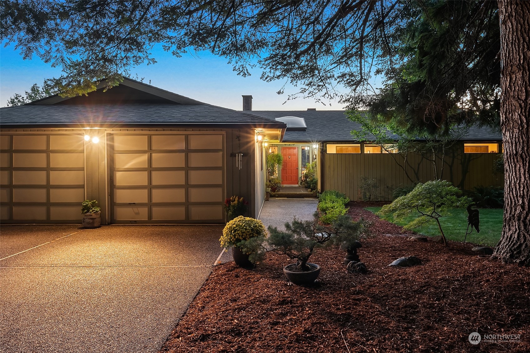 5415 Johnson Point Road Northeast Olympia, WA 98516 - Photo 4 of 34