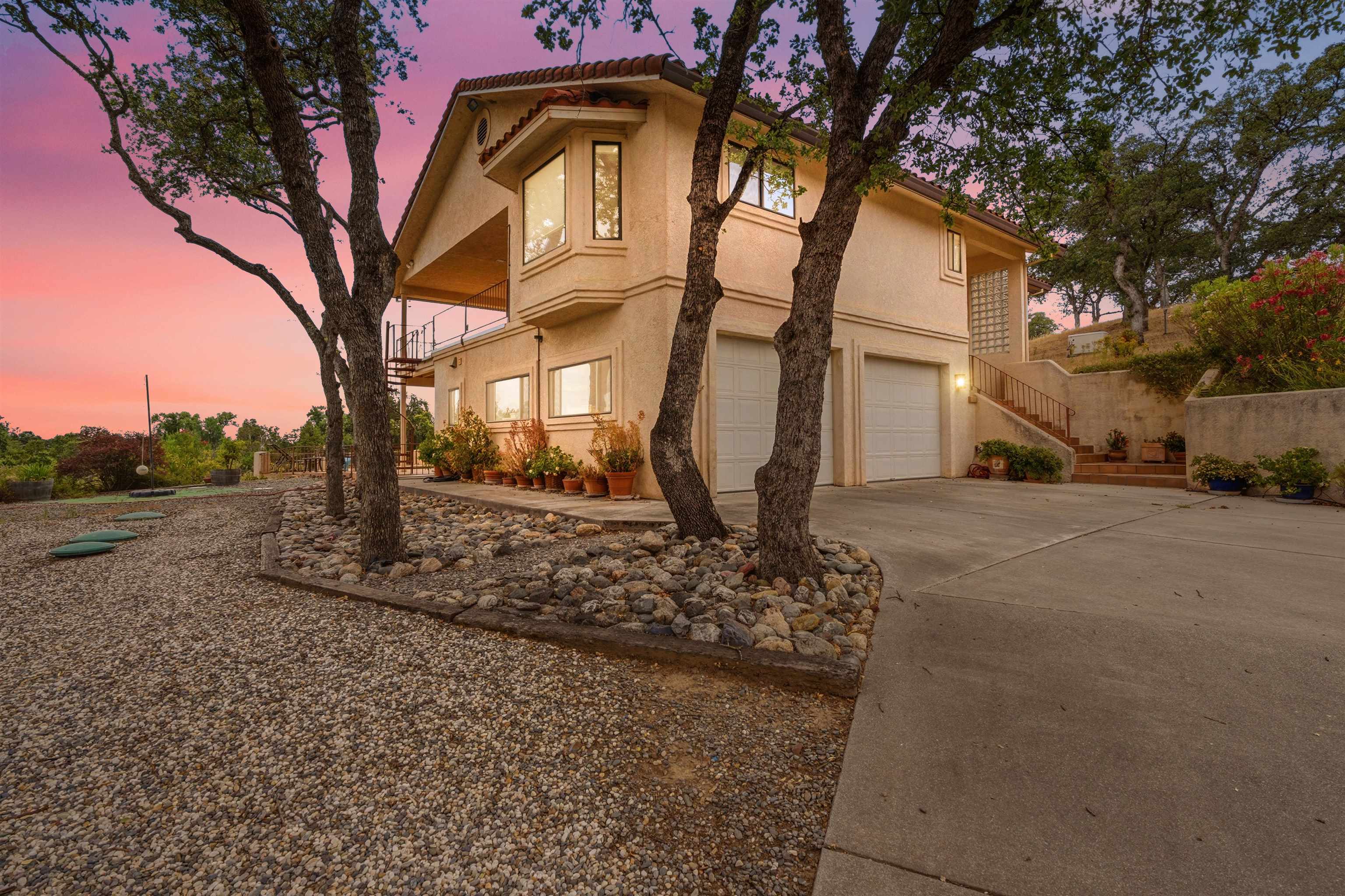 22560 Adobe Road Red Bluff, CA 96080 - Photo 3 of 49