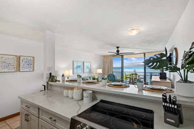 $599,000 | 4471 Lower Honoapiilani Road, Unit 203, Lahaina, HI 96761