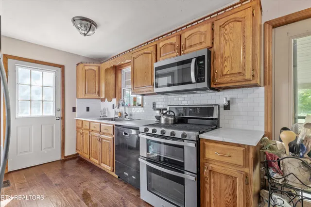 $700,000 | 9438-0 Morgan County Highway, Sunbright, TN 37872