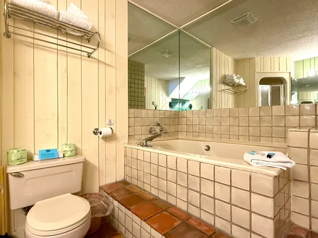 $1,200 | 46 Packard's Road, Unit 306 WEEK 42 OCTOBER, Waterville Valley, NH 03215