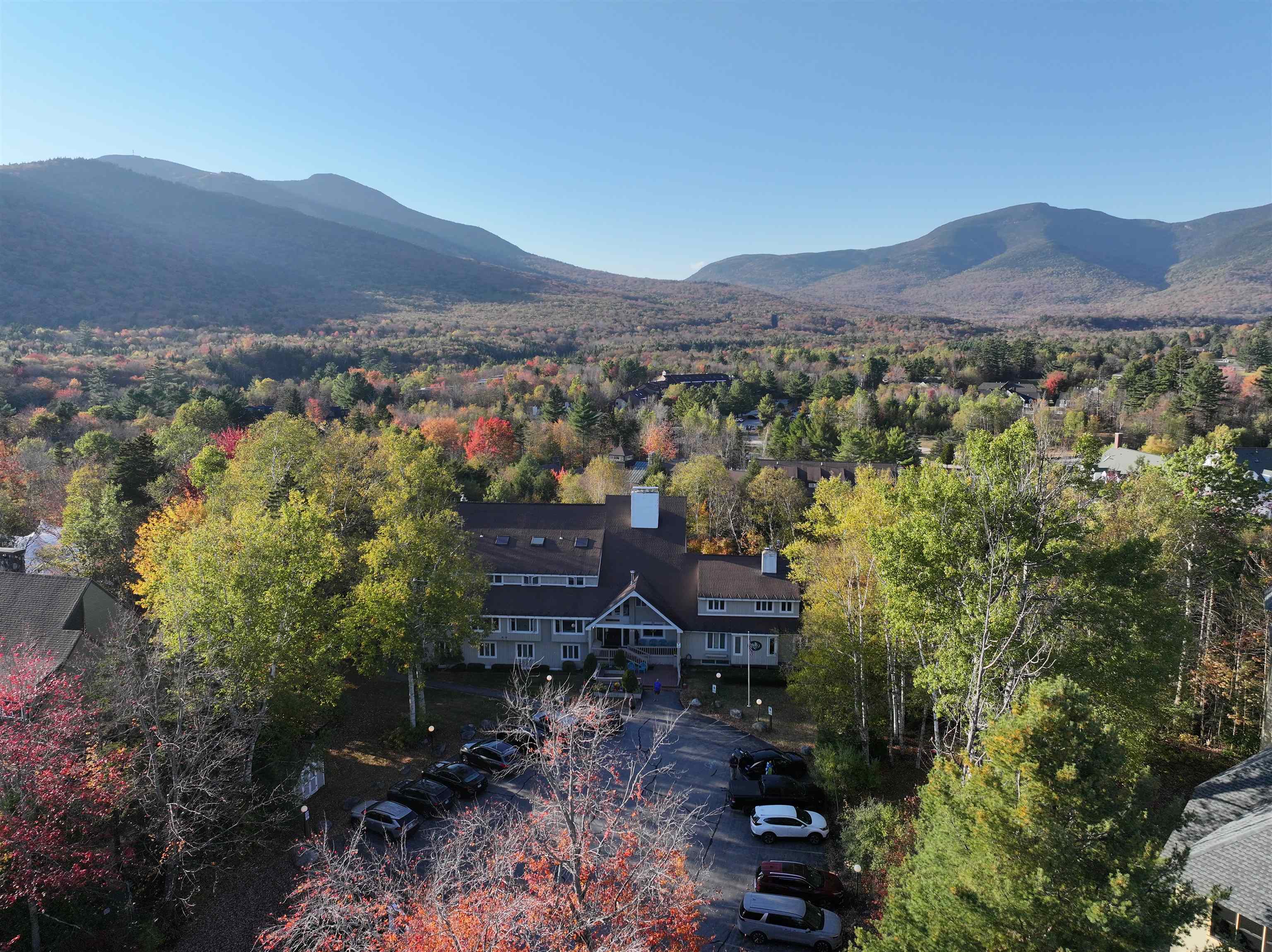 46 Packard's Road, Unit 306 WEEK 42 OCTOBER Waterville Valley, NH 03215 - Photo 3 of 40
