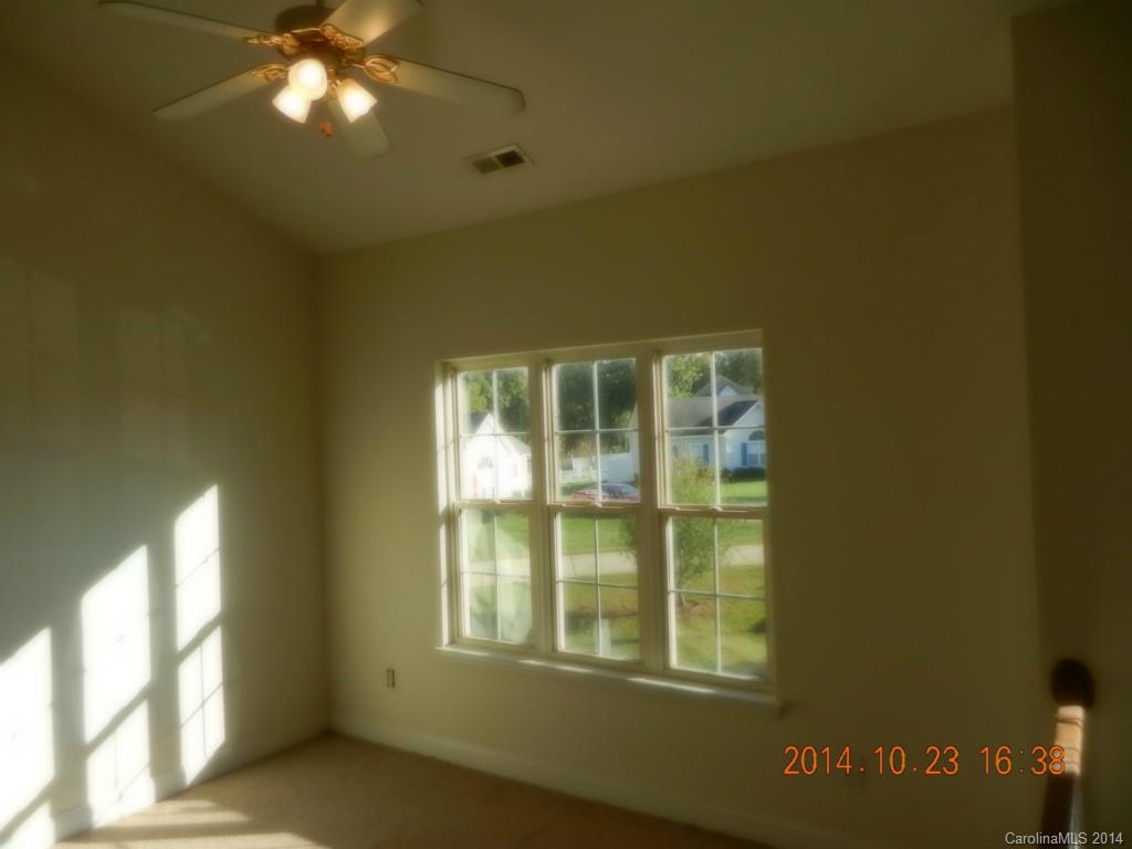 6441 Pence Grove Road Charlotte, NC 28215 - Photo 4 of 24