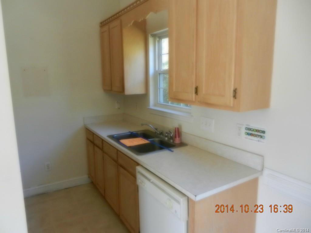 6441 Pence Grove Road Charlotte, NC 28215 - Photo 8 of 24
