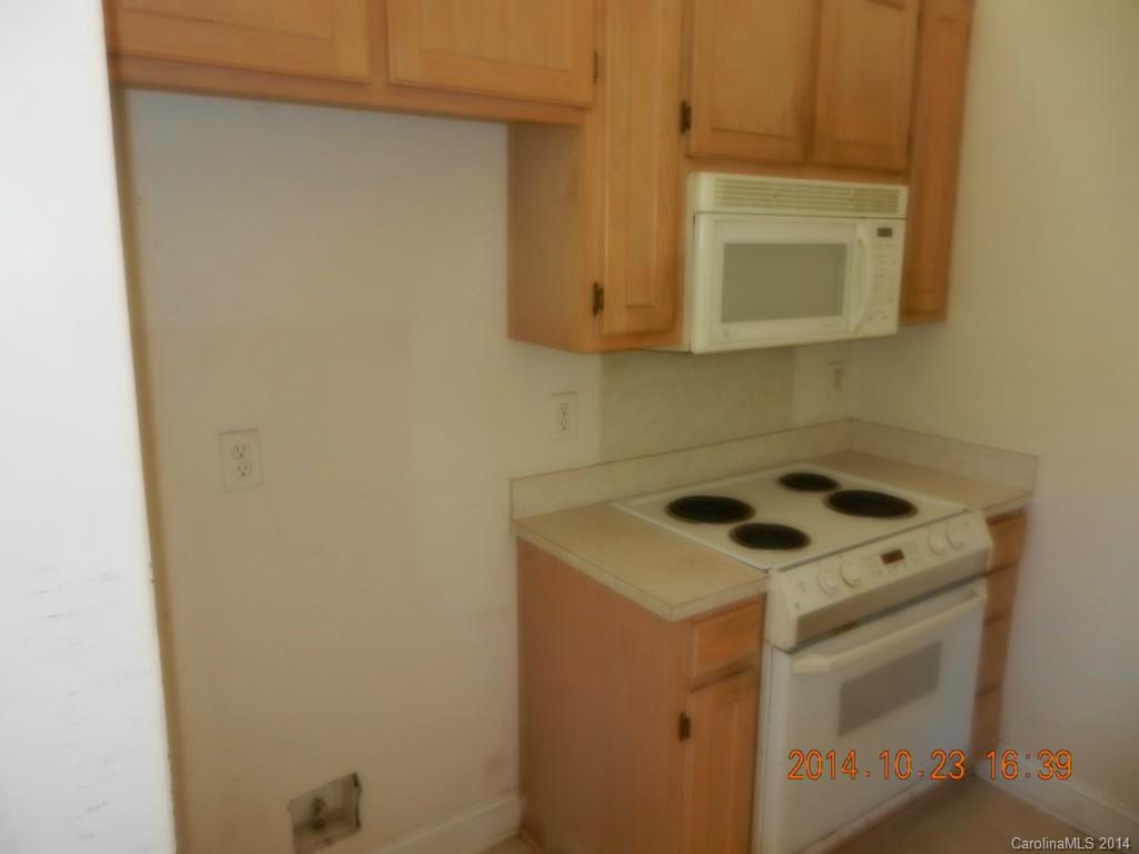 6441 Pence Grove Road Charlotte, NC 28215 - Photo 9 of 24