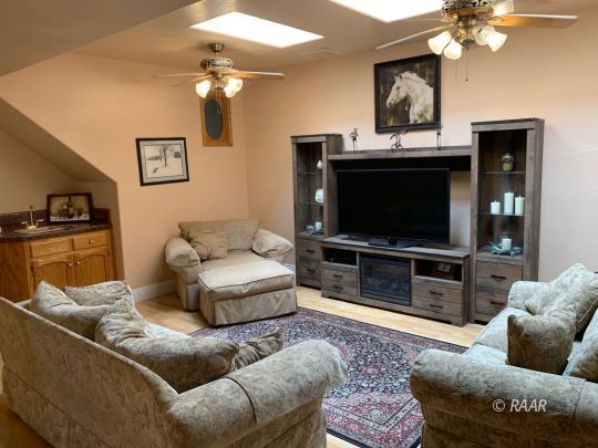 2302 South Gateway Boulevard Ridgecrest, CA 93555 - Photo 13 of 35