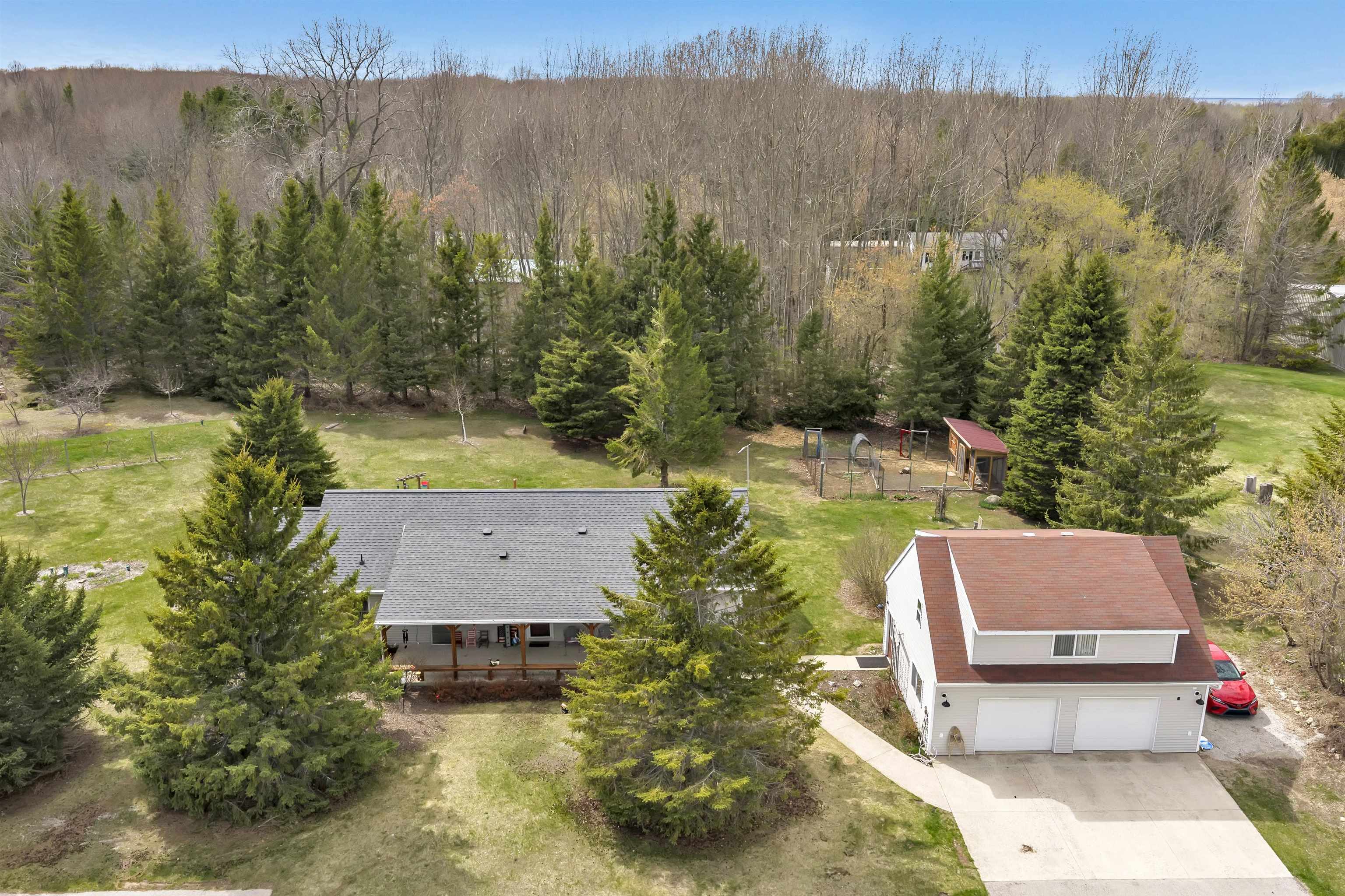 3627 Zirbel Road Sturgeon Bay, WI 54235 - Photo 2 of 31