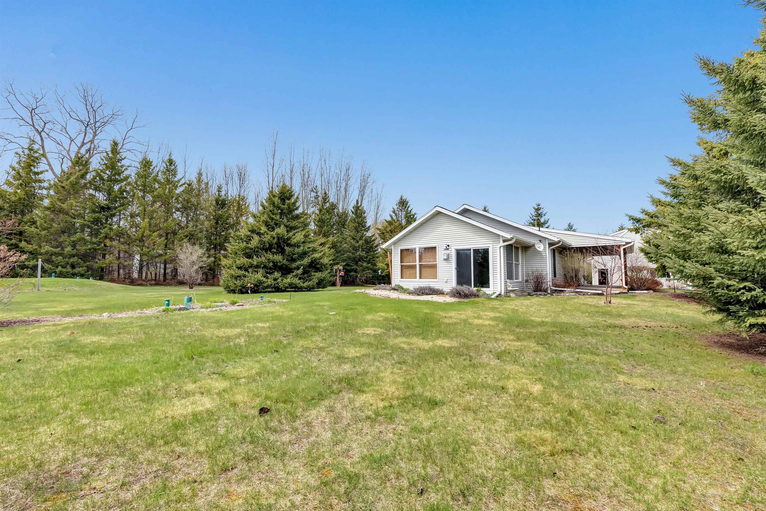 3627 Zirbel Road Sturgeon Bay, WI 54235 - Photo 23 of 31
