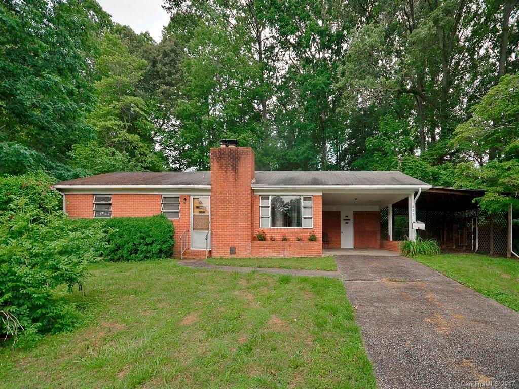 625 Loop Road Hendersonville, NC 28792 - Photo 1 of 12 Gallery Image 1