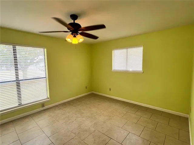a view of empty room with window