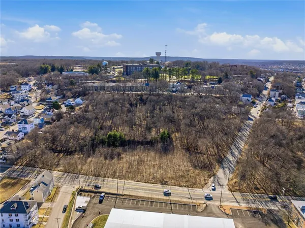 $1,500,000 | 413 Manville Road, Woonsocket, RI 02895