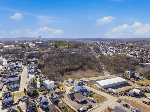 $1,500,000 | 413 Manville Road, Woonsocket, RI 02895