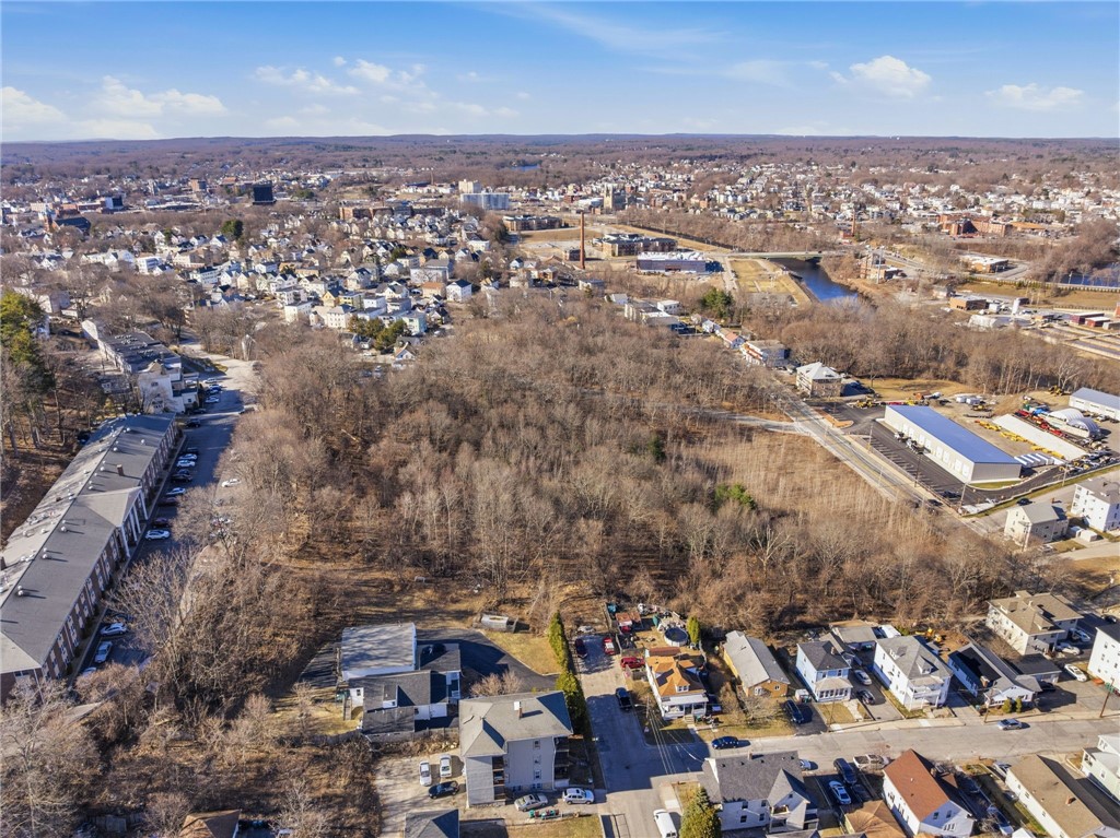 413 Manville Road Woonsocket, RI 02895 - Photo 24 of 38