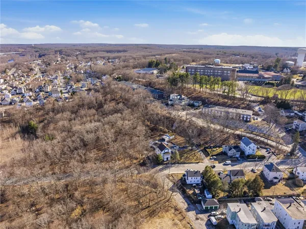 $1,500,000 | 413 Manville Road, Woonsocket, RI 02895