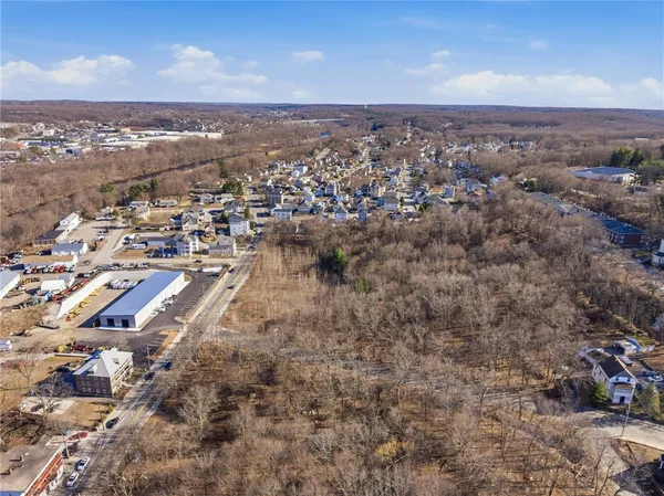 $1,500,000 | 413 Manville Road, Woonsocket, RI 02895