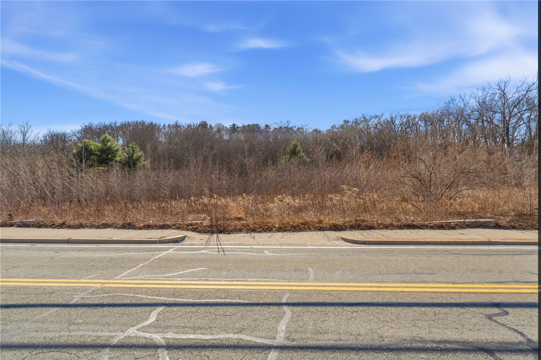 413 Manville Road Woonsocket, RI 02895 - Photo 3 of 38