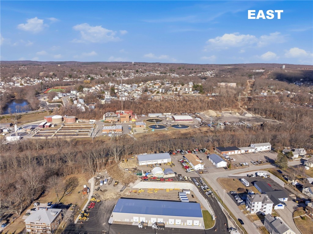 413 Manville Road Woonsocket, RI 02895 - Photo 32 of 38