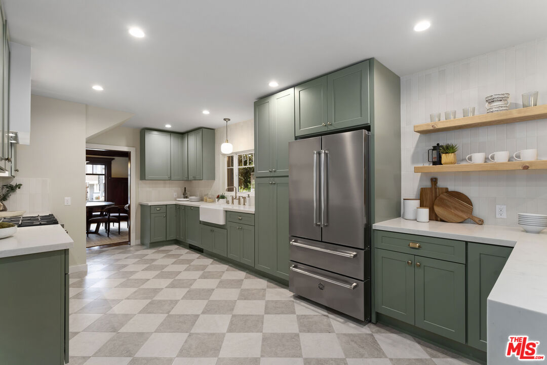 1274 3rd Avenue Los Angeles, CA 90019 - Photo 21 of 69