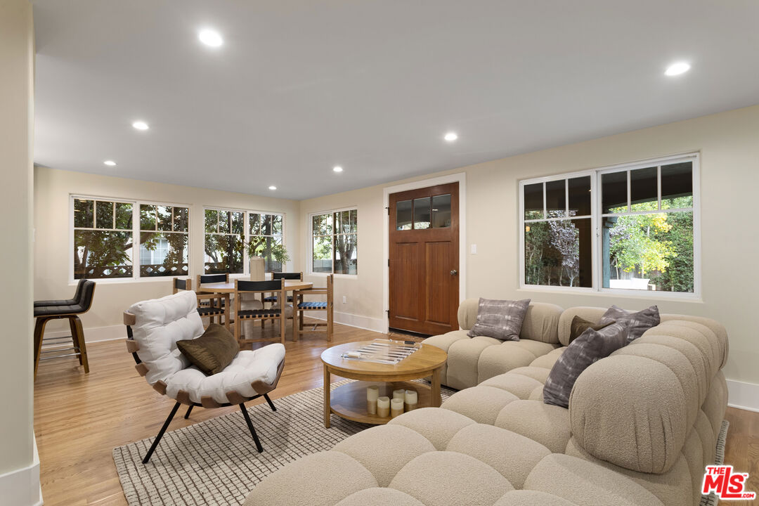 1274 3rd Avenue Los Angeles, CA 90019 - Photo 26 of 69